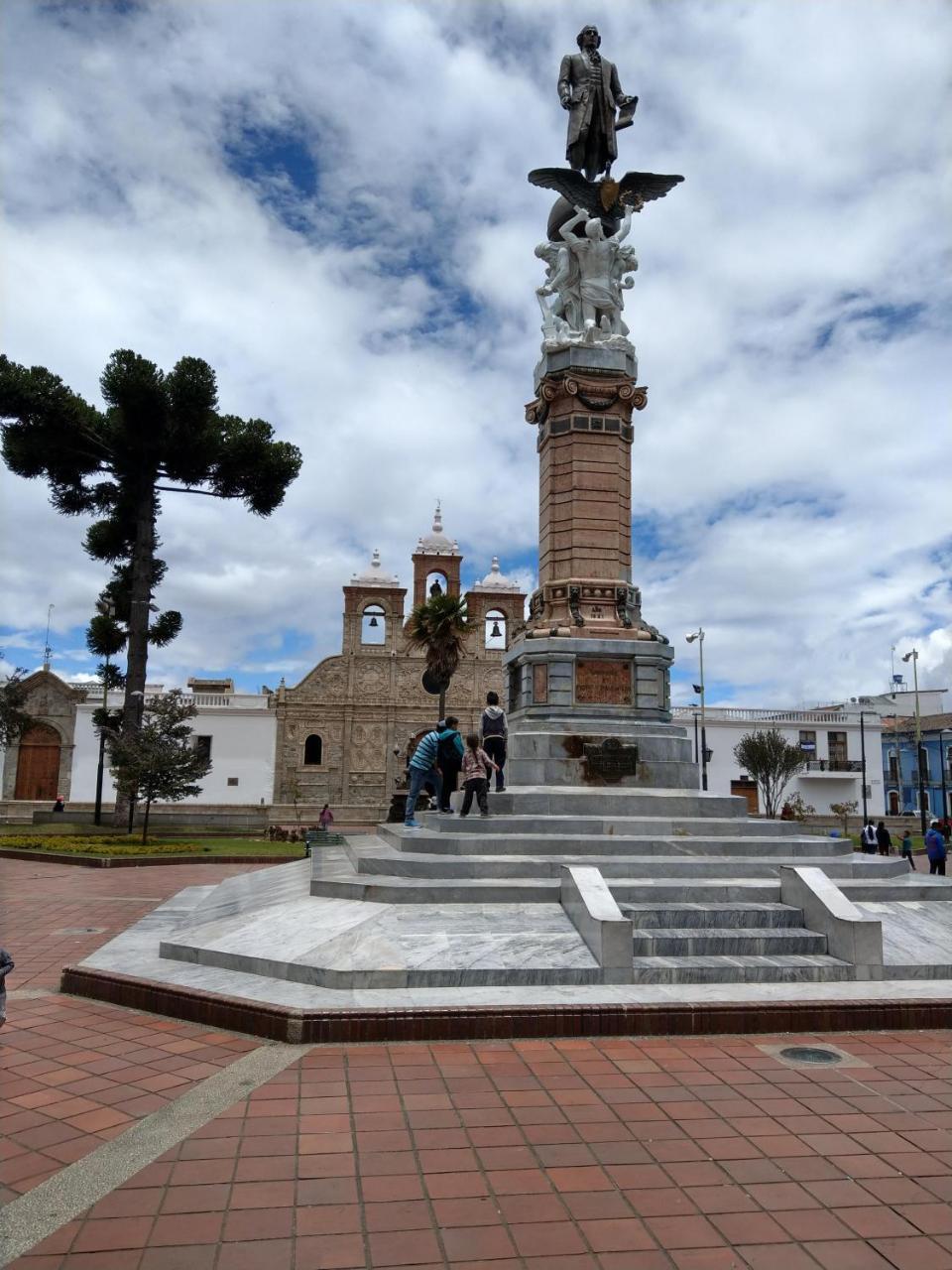 Hotel Rincon Aleman Riobamba Extérieur photo